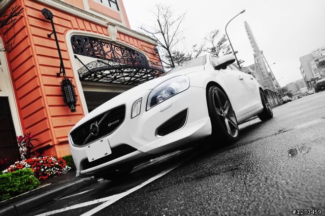 –北歐極簡– Volvo S60 開箱拍攝
