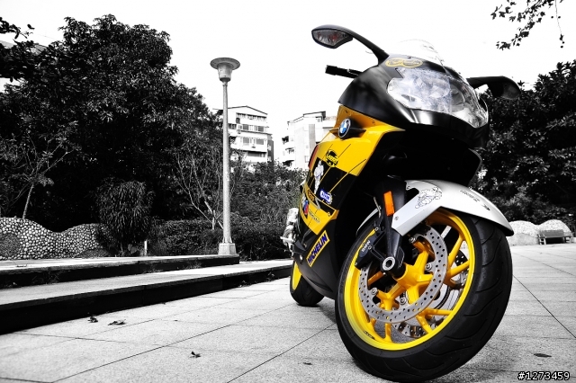 –重機初拍– BMW K1200s 小黃蜂 分享