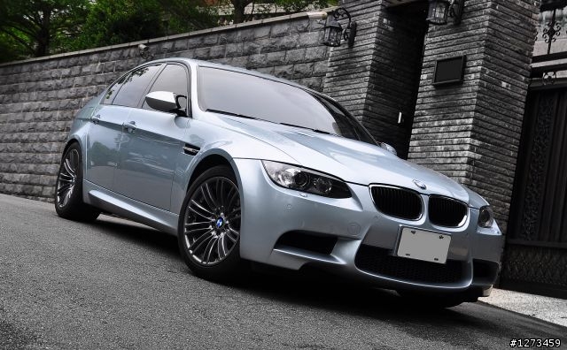 –末代經典– BMW E90 M3 銀藍 開箱分享