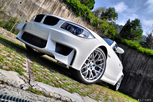 –寶貝怪獸– BMW 1M Coupe 開箱拍攝