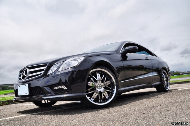 –優雅身段– 黑 E-Coupe 350 AMG Package 絕美開箱