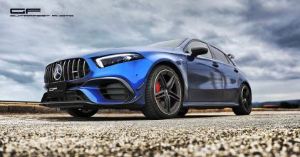 異藍鋼砲 – 2020 Mercedes-AMG A45s 4 Matic+ 白藍換色開箱分享 By 吉他腳 GuitarFeet